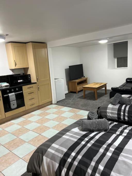 Studio Flat Twin - Town Centre Merthyr Tydfil Zewnętrze zdjęcie